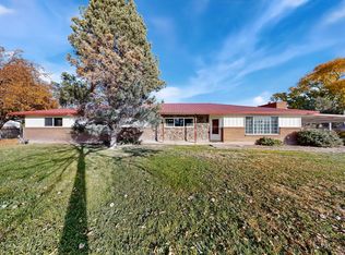 1110 Ranchero Rd, Bosque Farms, NM 87068