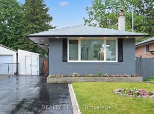 7 Stoney Creek Dr, Toronto, ON M1E 3L2