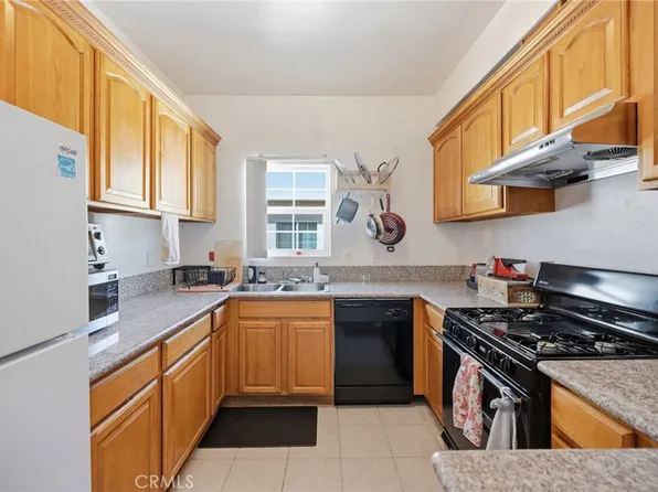 3711 Baldwin St APT 1205, Los Angeles, CA 90031