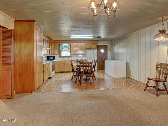 5th image of 211 E Lovell St