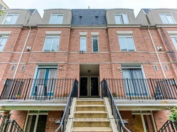 415 Jarvis St, Toronto, ON