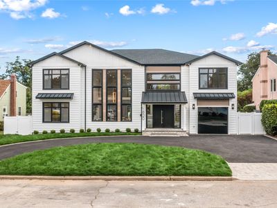 1820 Oak Street, Westbury, NY, 11590