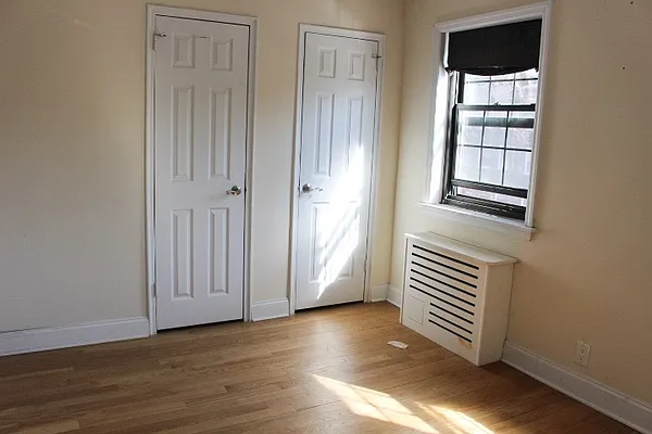 Sold by RES New York | media 11