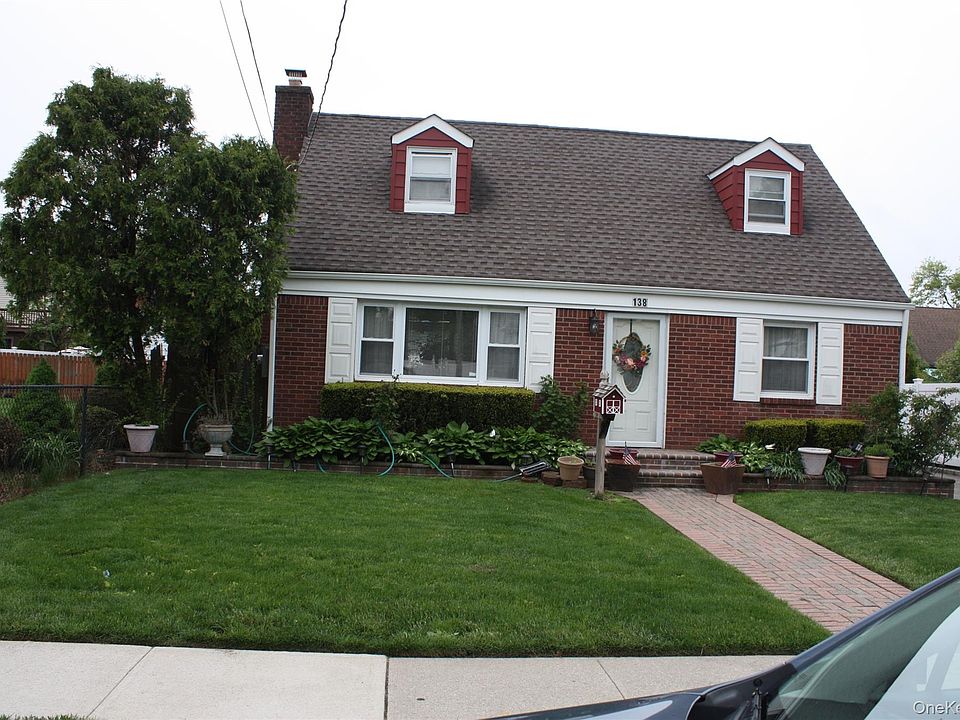 1st image of 138 Manor Parkway