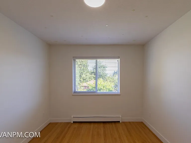 66XX Nolan St — Photo 15
