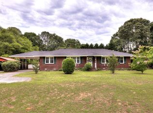 1957 Pinewood Rd, Sumter, SC 29154