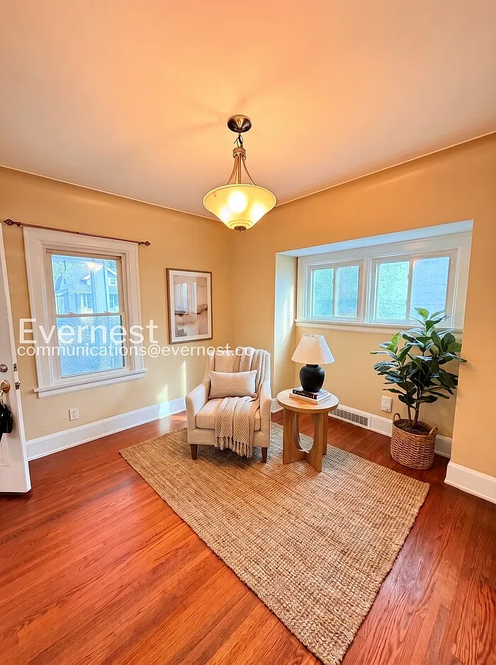 3 bed, 1.0 bath, 1227 sqft, $1,145 — Photo 4