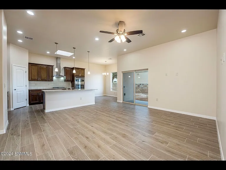 5853 Jalapeno Dr — Photo 4