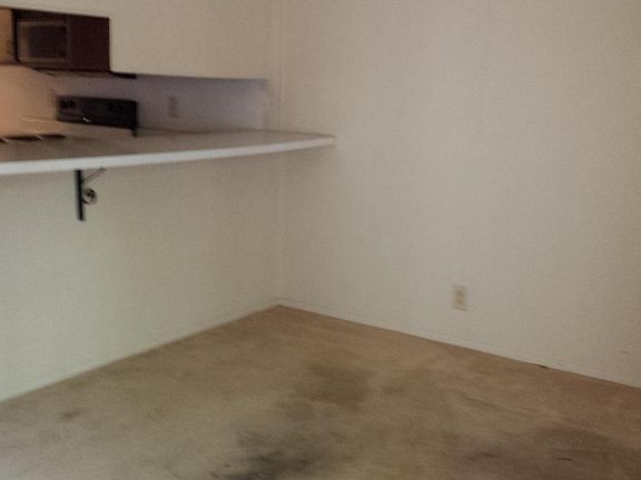 5th image of 9125 Cedarpark Ln