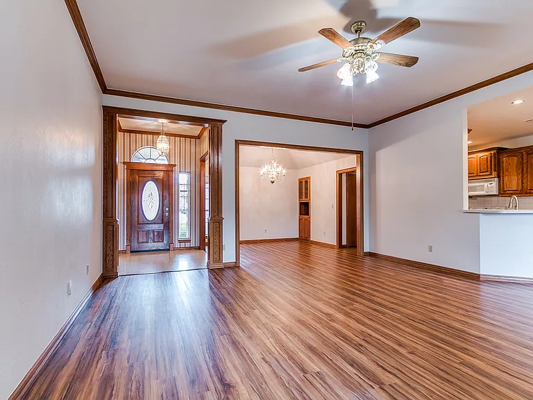 2913 Daybreak Dr — Photo 55
