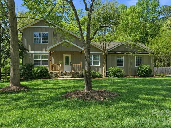 2036 Hickory Hills Dr, Denver, NC 28037