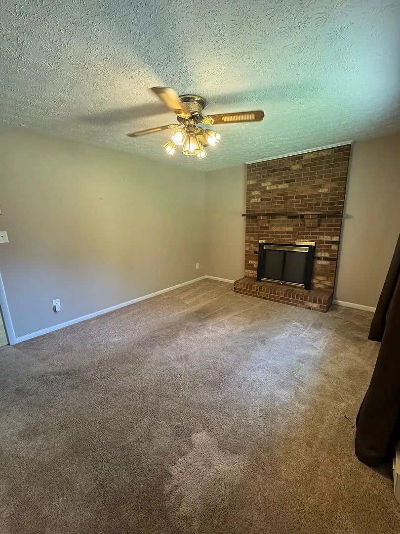 2735 Tablerock Road — Photo 4