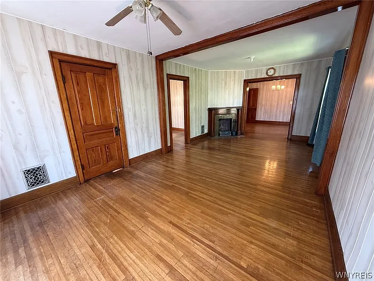 74 Ashton Pl — Photo 9