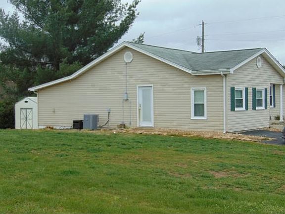 2nd image of 340 Arnold St