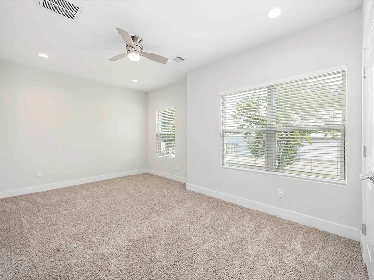 1411 Bigelow St — Photo 26