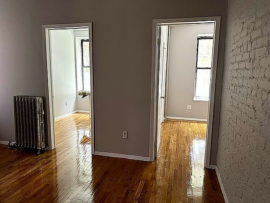 5th image of 122 E 103rd St APT 4