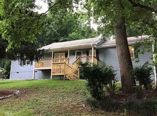 1033 Hardy Cir, Dallas, GA 30157