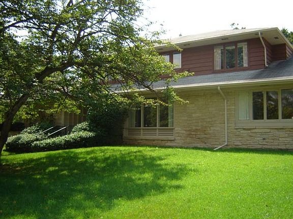 br /This home has many windows.