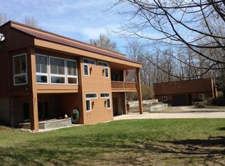 9752 W Blanchard Rd, Blanchard, MI 49310