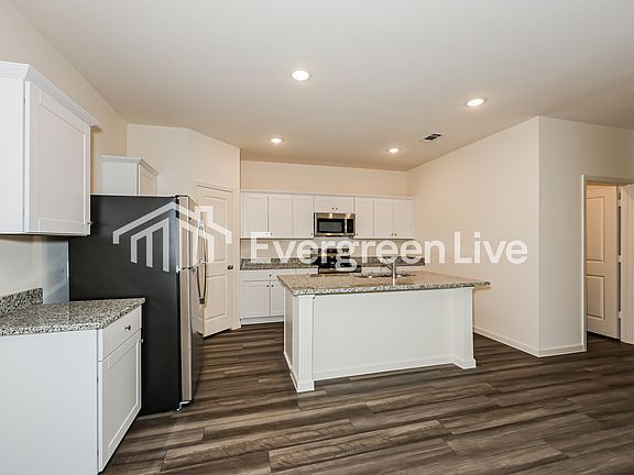 5th image of 6058 Mojave Dr