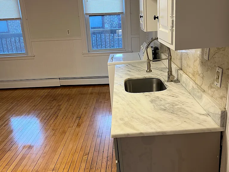 56 Ward St #4B — Photo 21