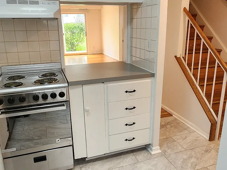 342 Fairmont Ave — Photo 125