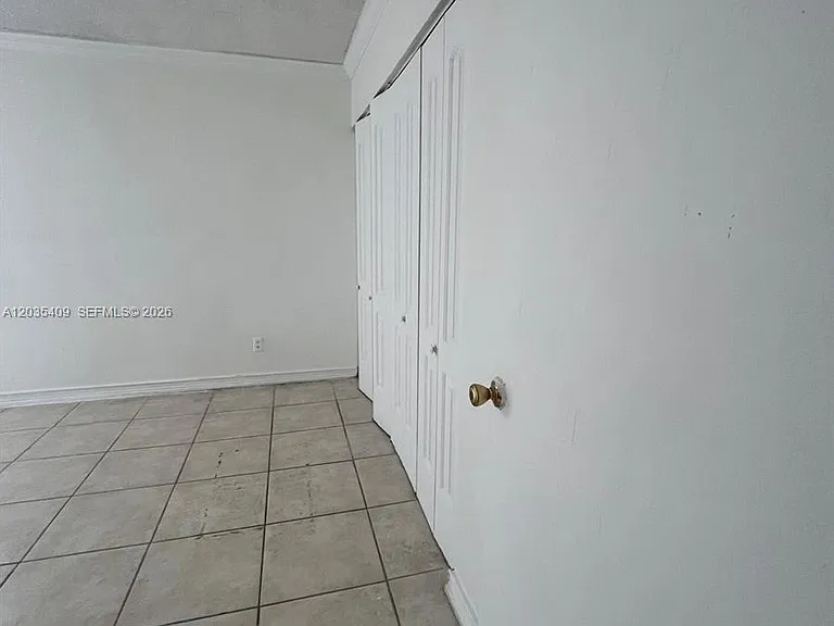 2075 NE 164th St #204 — Photo 23