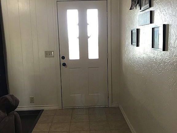 5th image of 1228 Sycamore Dr