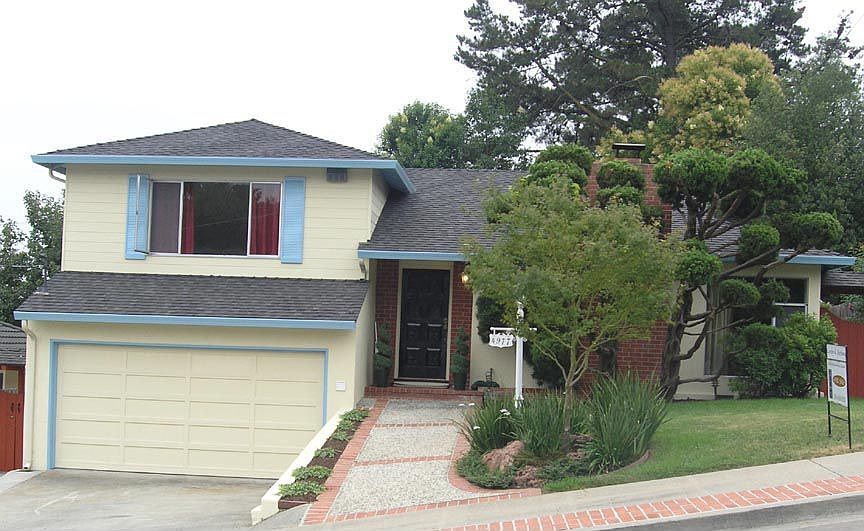 Photo taken by Carolyn Mettelmann, Broker