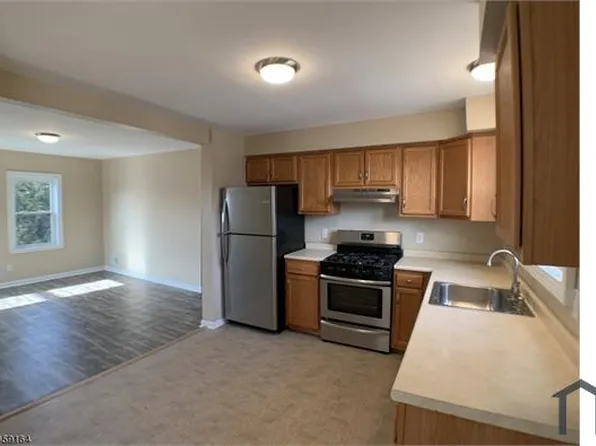 2512 Route 57 #2, Stewartsville, NJ 08886