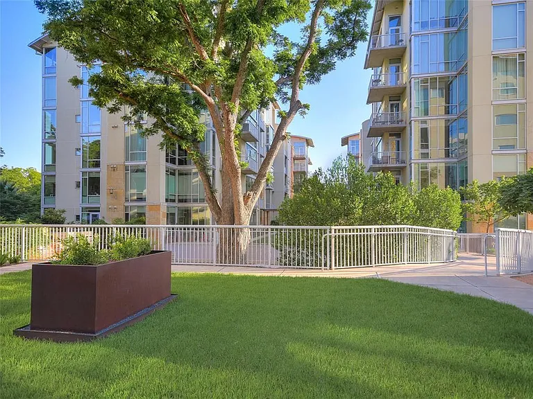 1600 Barton Springs Rd #4306 — Photo 23