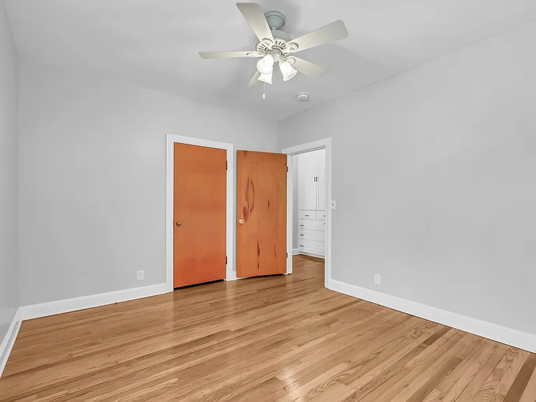 217 E Meadow Cir — Photo 31