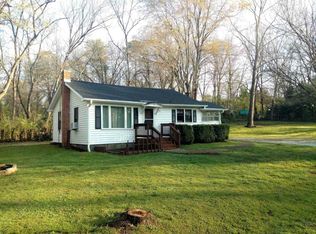 101 E Mallory St, Landrum, SC 29356