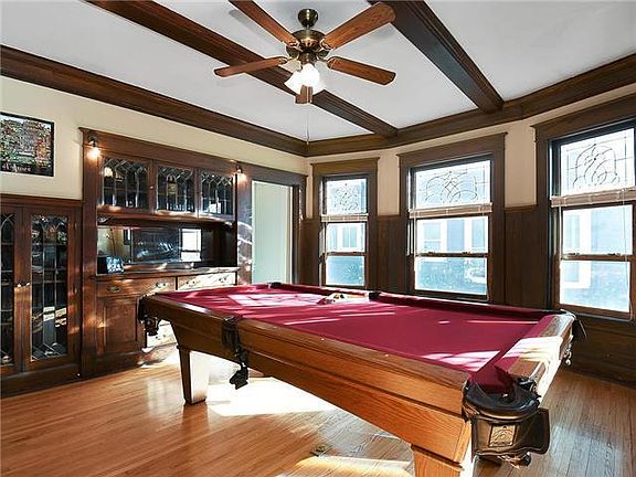 Dining room and classic built-ins.