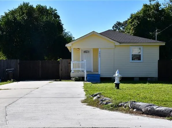 2943 Memorial Park Dr, New Orleans, LA 70114