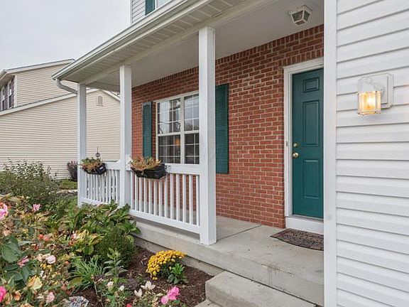 3rd image of 3576 Lake Albert Way