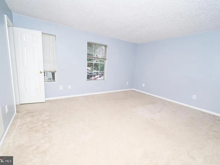 9250 Niki Pl #202 — Photo 23