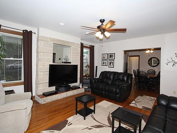 5th image of 750 Pedretti Ave