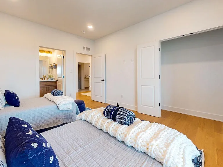 34 Creek View Ln #34 — Photo 6