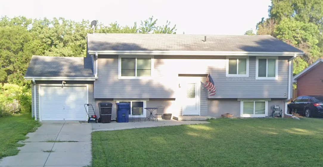 3 bed, 1570 sqft, $1,565 — Photo 1