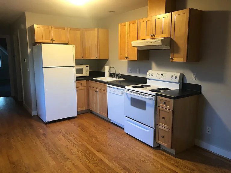 931A NE Cesar E Chavez Blvd #A — Photo 1