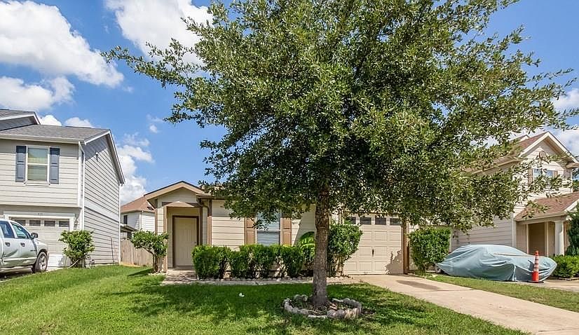 2nd image of 519 Silky Leaf Dr