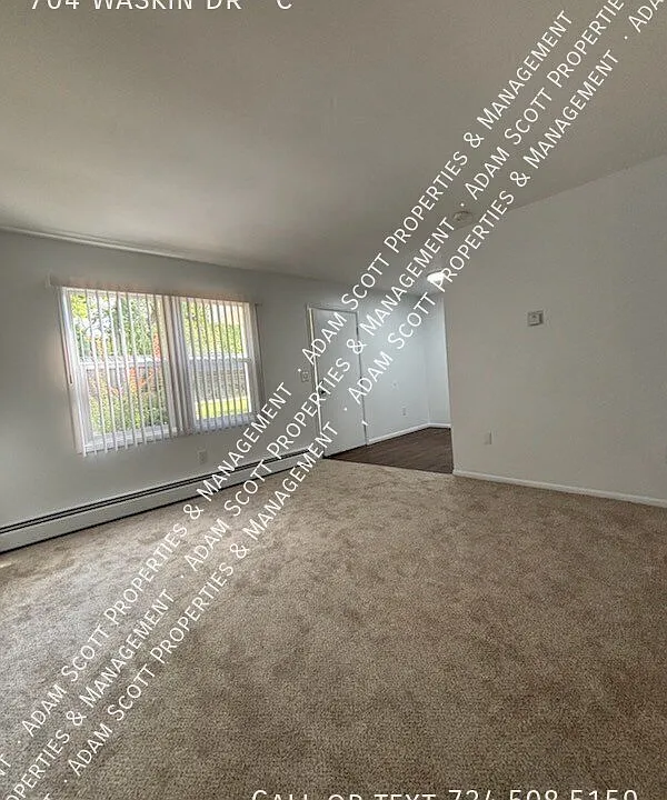 704 Waskin Dr #C
