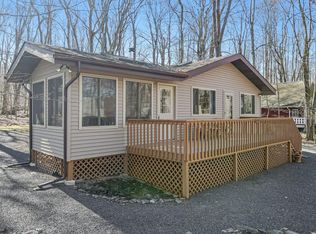 144 Beech Ln, Pocono Lake, PA