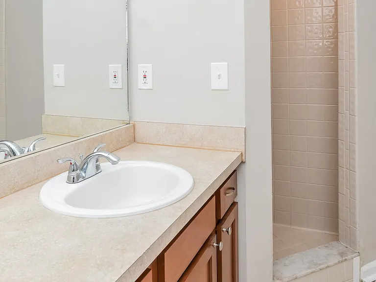 8850 Cherry Hill Dr — Photo 11