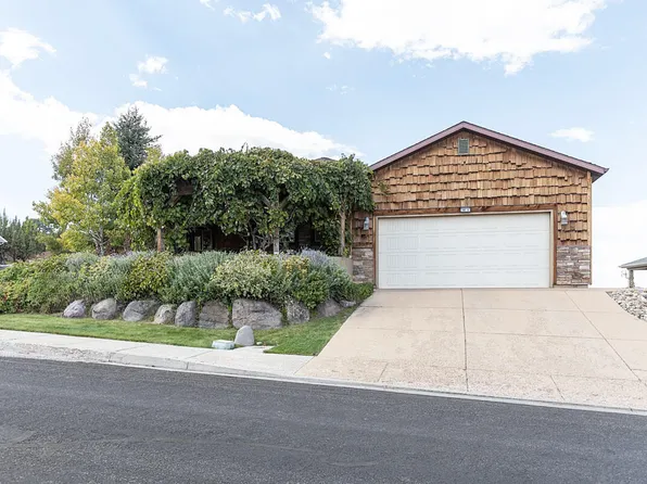 18 S Beacon Dr, Cedar City, UT 84720