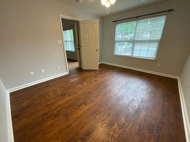 239 Bridford Downs Dr — Photo 8