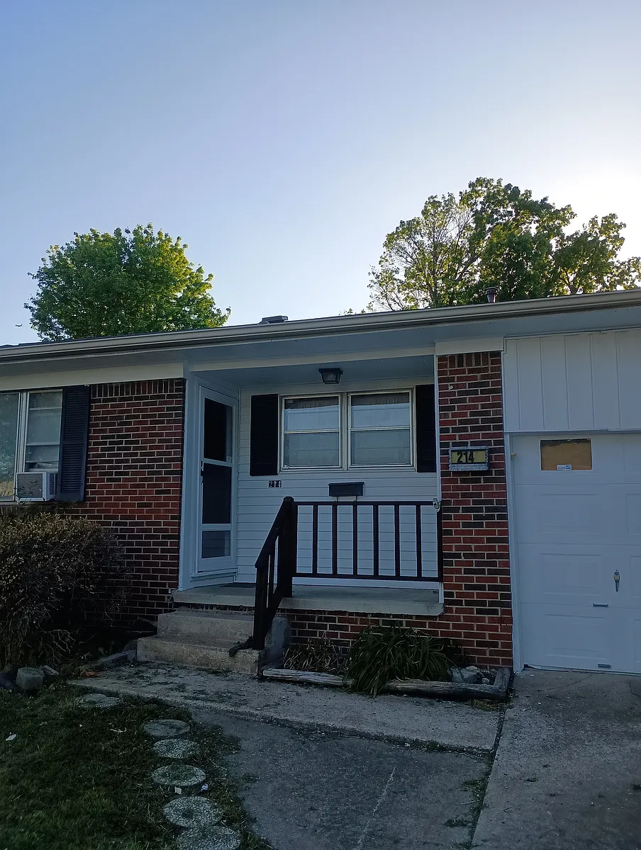 Building Photo - 214 S 104th East Ave