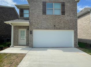 322 Shiloh Creek Dr, Calera, AL 35040
