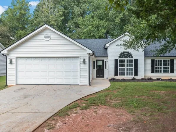 7358 Berry Hill Dr, Gainesville, GA 30507